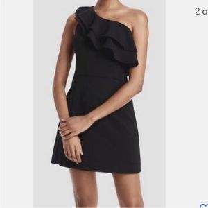 French connection whisper one shoulder dress size 6 MSRP $148